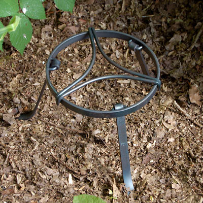 The Ray Mears Folding Trivet