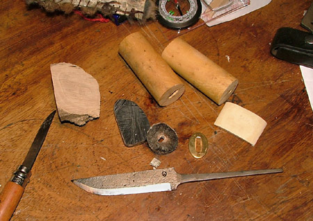 Max Farnsworth 1 Max Farnsworth's knife blade and materials