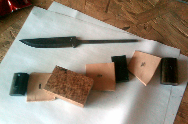 Jonathan Aballi's Julius Pettersson Knife #1