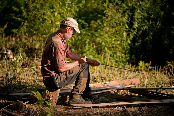 Birch Bark Canoe Building with Ray Mears and Pinock Smith - Day 5