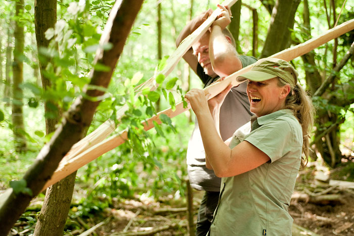 Birch Bark Canoe Building with Ray Mears and Pinock Smith - Day 2