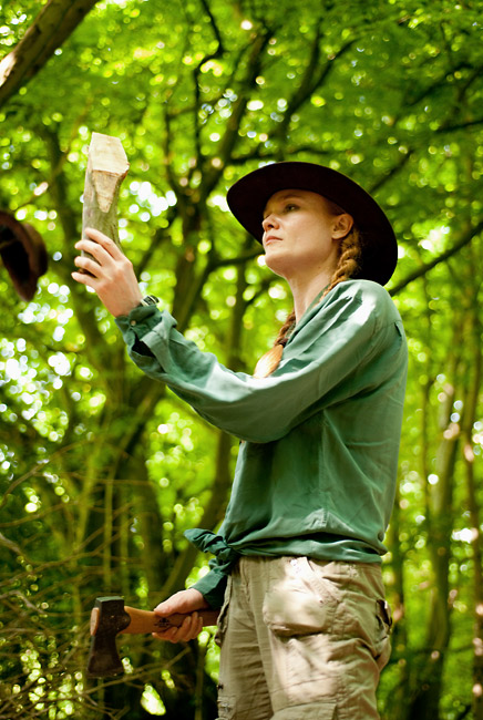 Birch Bark Canoe Building with Ray Mears and Pinock Smith - Day 2